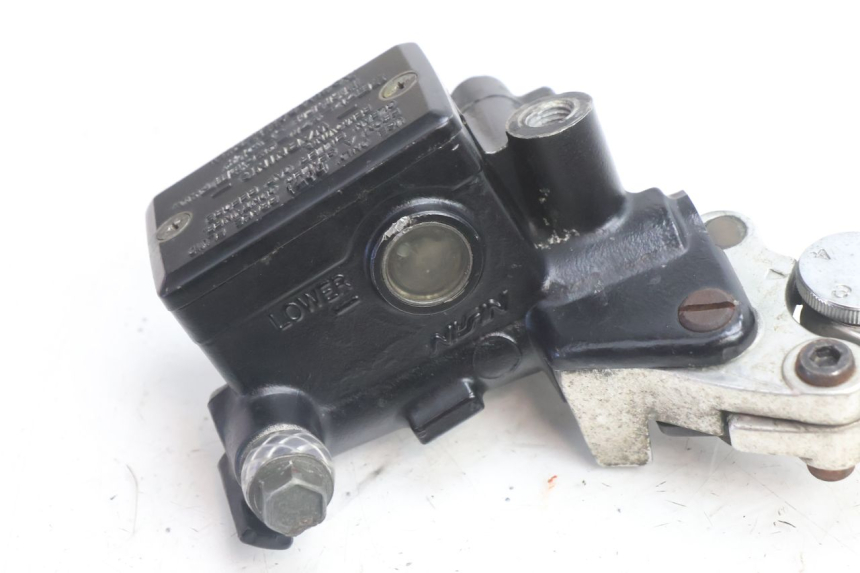 photo de MAITRE CYLINDRE EMBRAYAGE YAMAHA XJR 1300 (1998 - 2002) - Vue d’ensemble