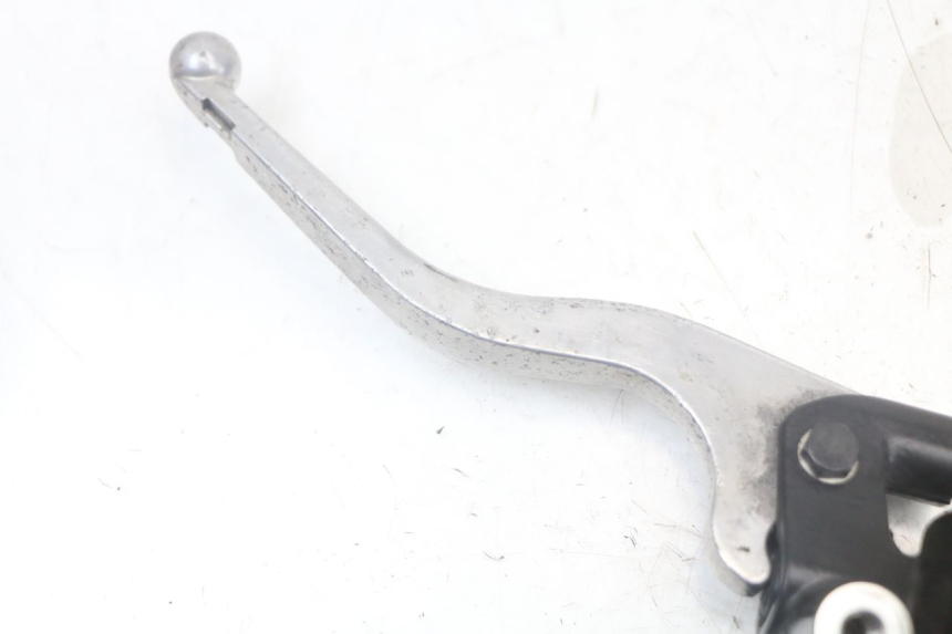 photo de MAITRE CYLINDRE FREIN ARRIERE QUADRO 3D S 350 (2013 - 2018) - Gros plan technique