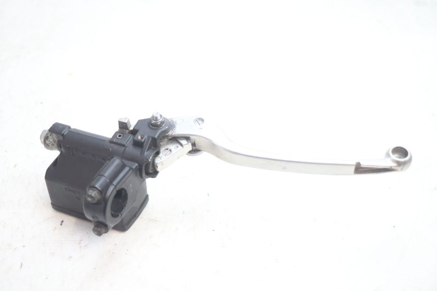photo de MAITRE CYLINDRE ARRIERE SUZUKI BURGMAN EXECUTIVE ABS 650 (2006 - 2012) - État de surface