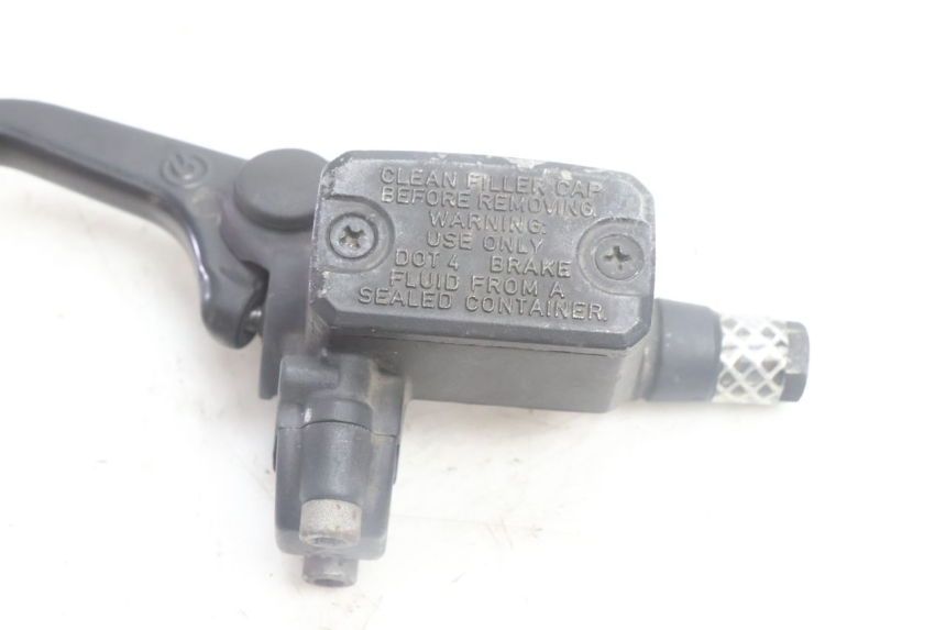 photo de MAITRE CYLINDRE ARRIERE BMW C1 125 (2000 - 2003) - Détail de la pièce