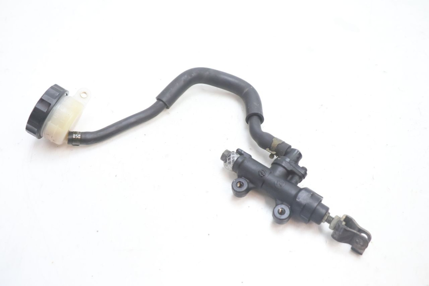 photo de MAITRE CYLINDRE ARRIERE HONDA CB F HORNET 600 (2005 - 2006) - Vue principale