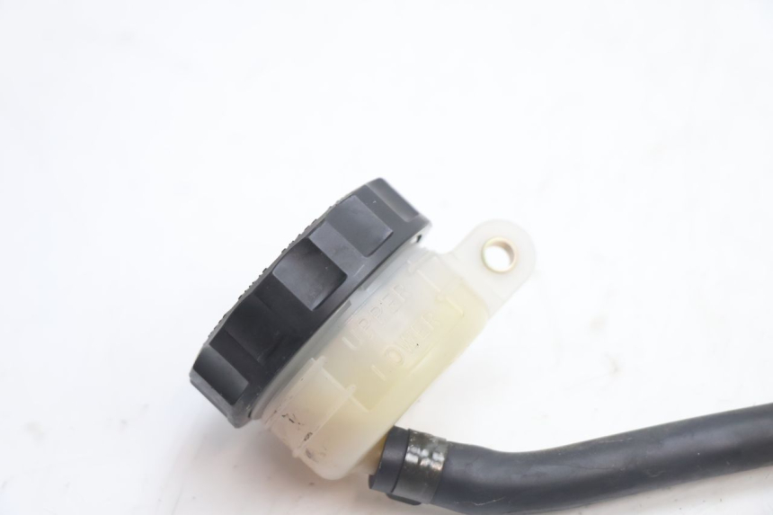photo de MAITRE CYLINDRE ARRIERE HONDA CB F HORNET 600 (2005 - 2006) - Détail de la pièce