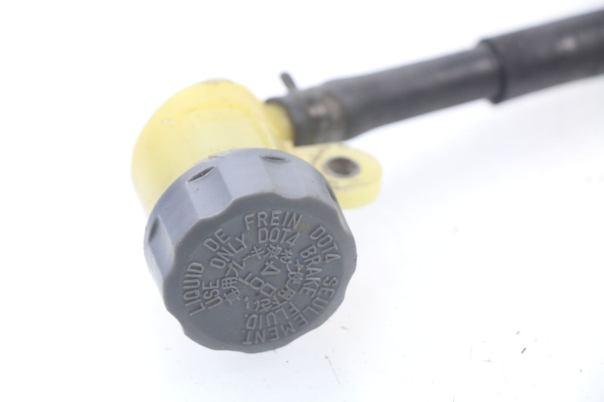 photo de MAITRE CYLINDRE ARRIERE HONDA CR 125 (2000 - 2001) - Autre angle de vue