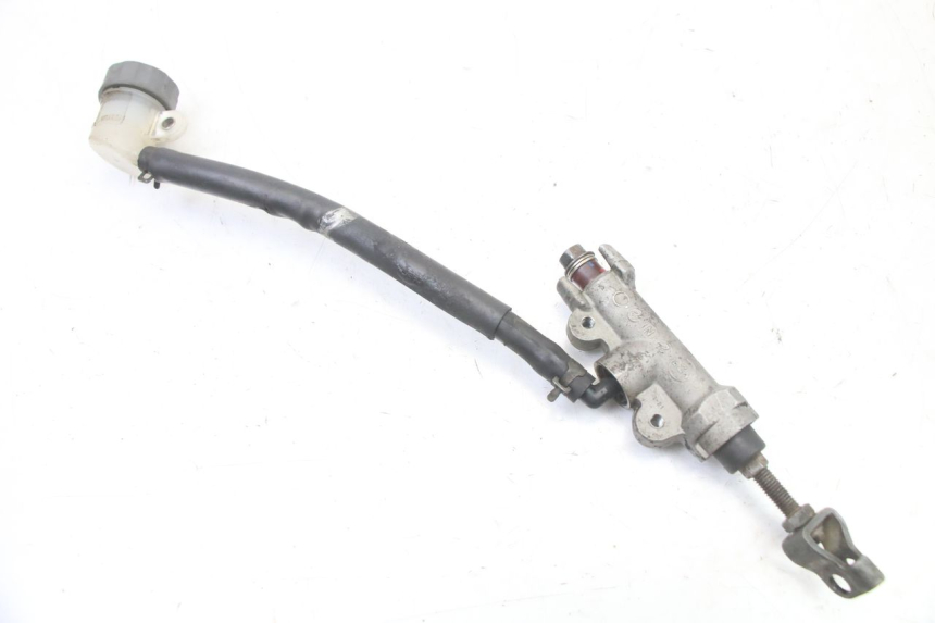 photo de MAITRE CYLINDRE ARRIERE HONDA CR 85 (2003 - 2007) - Autre angle de vue