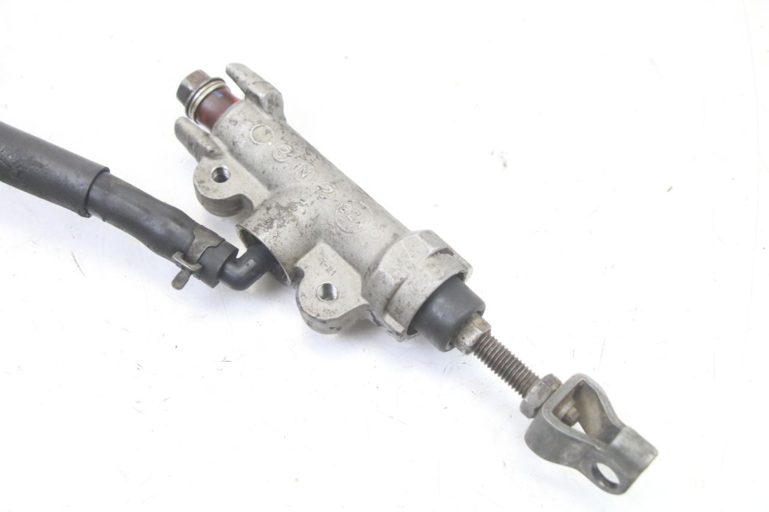 photo de MAITRE CYLINDRE ARRIERE HONDA CR 85 (2003 - 2007) - Vue d’ensemble