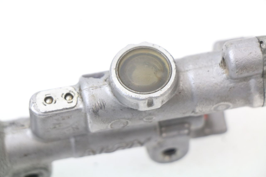 photo de MAITRE CYLINDRE ARRIERE HONDA CRF CR-F 450 (2001 - 2005) - Autre angle de vue