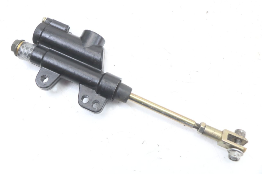 photo de MAITRE CYLINDRE FREIN ARRIERE CCR DIRT BIKE 125 - Autre angle de vue