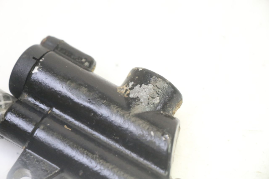 photo de MAITRE CYLINDRE FREIN ARRIERE PROBIKE DIRT 140 - Zoom état d’usage