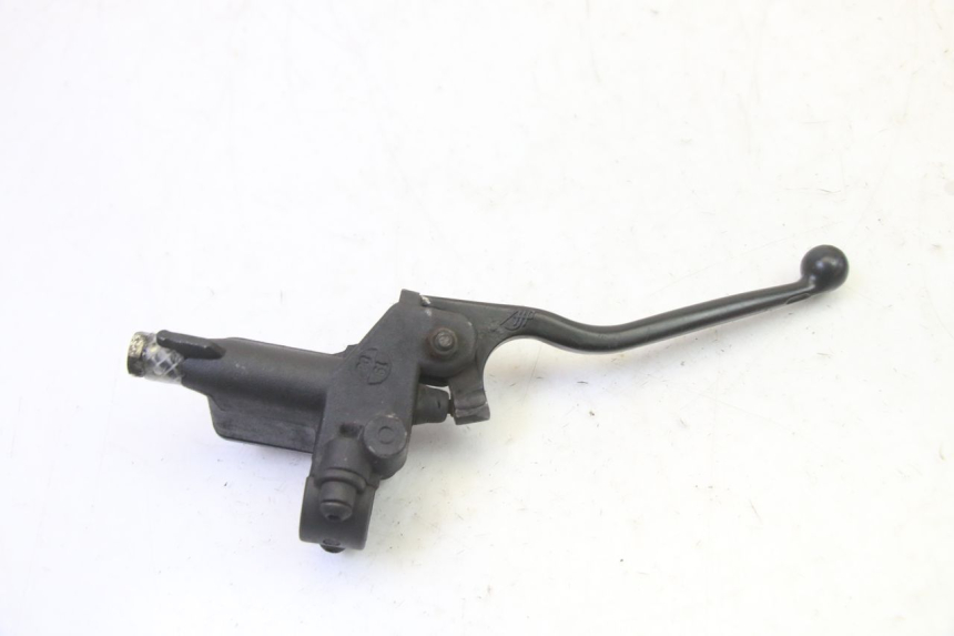 photo de MAITRE CYLINDRE FREIN ARRIERE PEUGEOT ELYSTAR 50 (2002 - 2014) - Vue d’ensemble