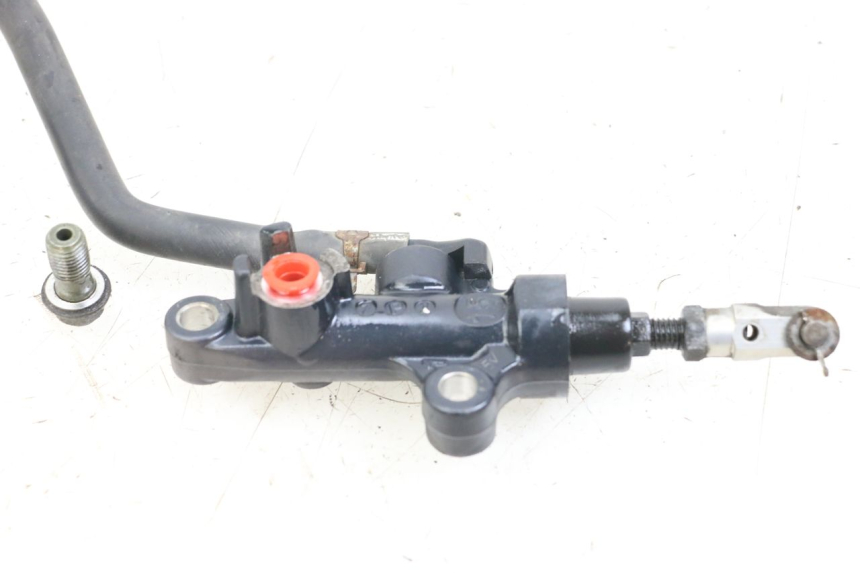 photo de MAITRE CYLINDRE FREIN ARRIERE YAMAHA FJR ABS 1300 (2006 - 2012) - Détail de la pièce