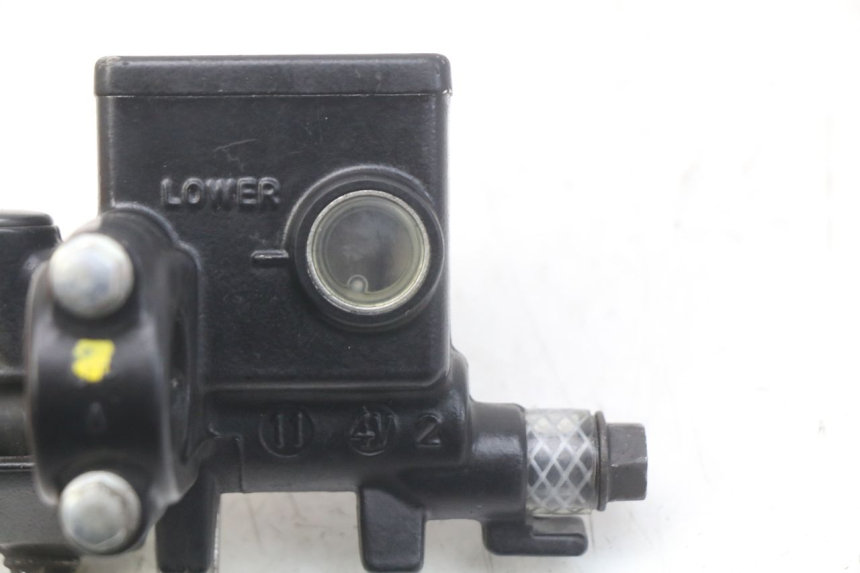 photo de MAITRE CYLINDRE ARRIERE HONDA FORZA 125 (2015 - 2016) - Autre angle de vue