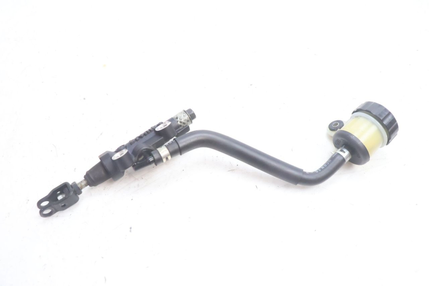 photo de MAITRE CYLINDRE ARRIERE YAMAHA FZ8 800 (2010 - 2016) - Vue d’ensemble
