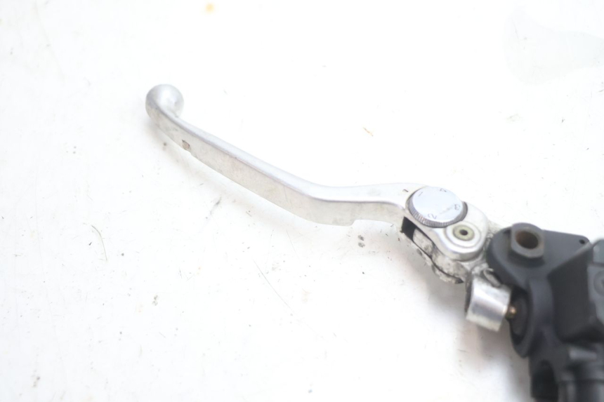 photo de MAITRE CYLINDRE ARRIERE GILERA GP 800 (2007 - 2013) - Détail de la pièce