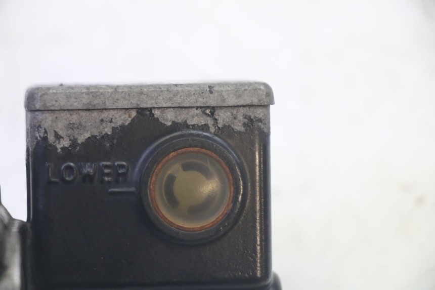 photo de MAITRE CYLINDRE ARRIERE SYM GTS EVO 125 (2009 - 2013) - Gros plan technique