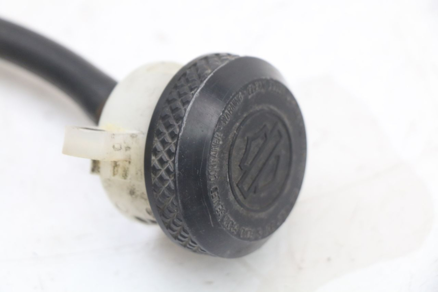 photo de MAITRE CYLINDRE ARRIERE HARLEY DAVIDSON SPORTSTER XL CUSTOM 883 (1999 - 2006) - Autre angle de vue