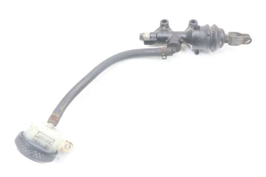 photo de MAITRE CYLINDRE ARRIERE HARLEY DAVIDSON SPORTSTER XL CUSTOM 883 (1999 - 2006) - Points de fixation