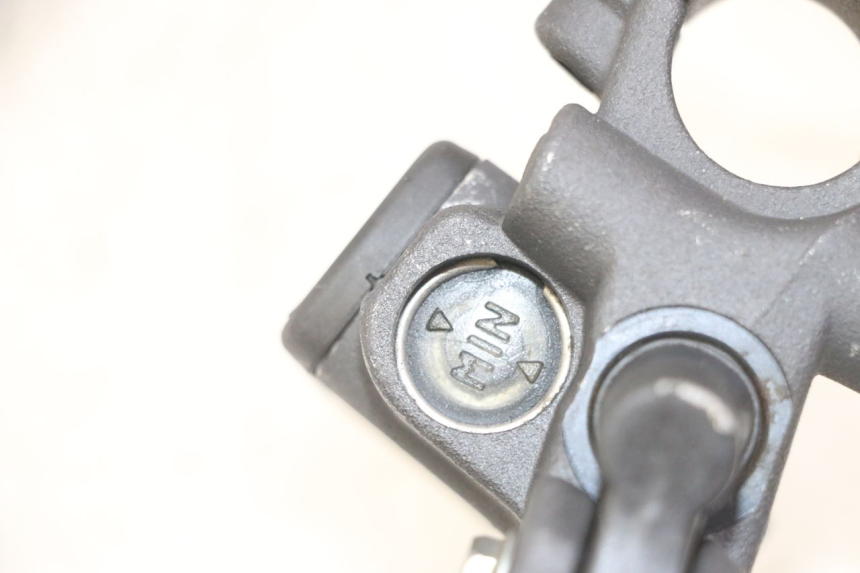 photo de MAITRE CYLINDRE ARRIERE PEUGEOT JET FORCE CARBU 50 (2003 - 2016) - Détail de la pièce