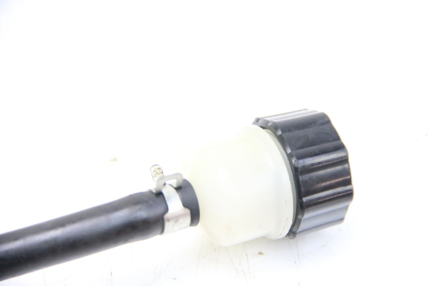 photo de MAITRE CYLINDRE FREIN ARRIERE KAWASAKI KX 85 (2001 - 2013) - Vue d’ensemble