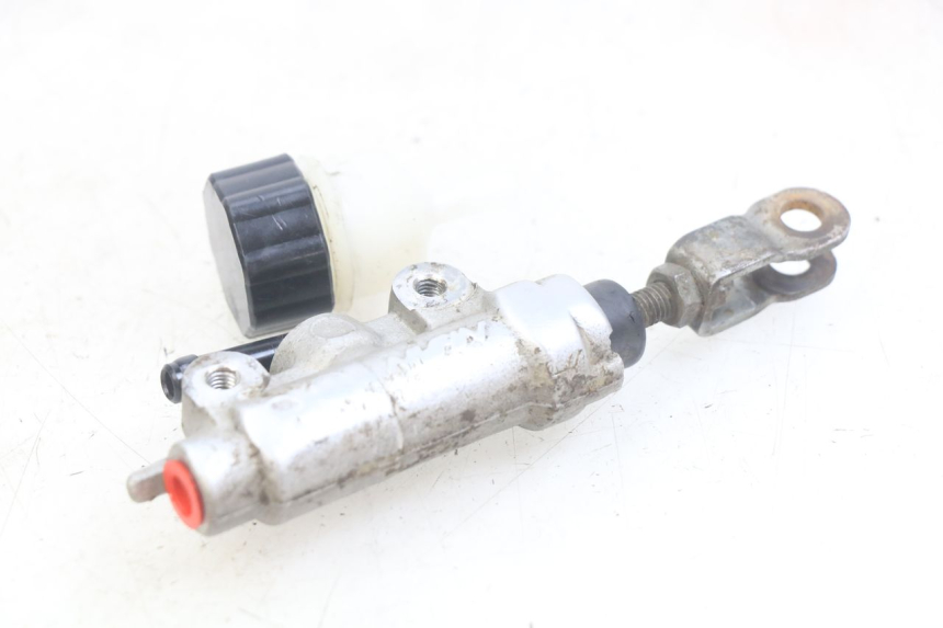 photo de MAITRE CYLINDRE FREIN ARRIERE KAWASAKI KX 85 (2001 - 2013) - Vue d’ensemble