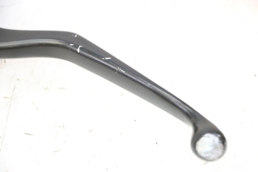 photo de MAITRE CYLINDRE ARRIERE PIAGGIO MP3 HPE 310 (2024 - 2025) - Gros plan technique