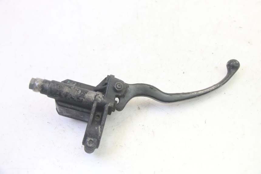 photo de MAITRE CYLINDRE FREIN ARRIERE PIAGGIO MP3 RL 250 (2006 - 2010) - Points de fixation