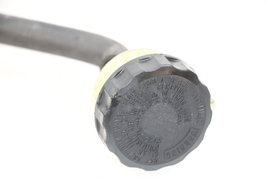 photo de MAITRE CYLINDRE FREIN ARRIERE HONDA NTV DEAUVILLE 650 (1998 - 2001) - Gros plan technique