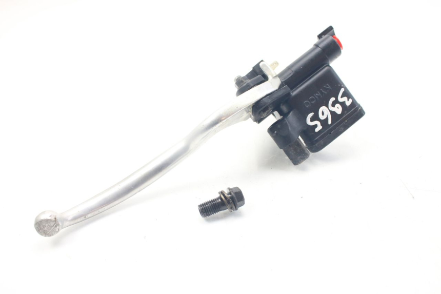 photo de MAITRE CYLINDRE ARRIERE KYMCO PEOPLE 250 (2004 - 2008) - Zoom état d’usage