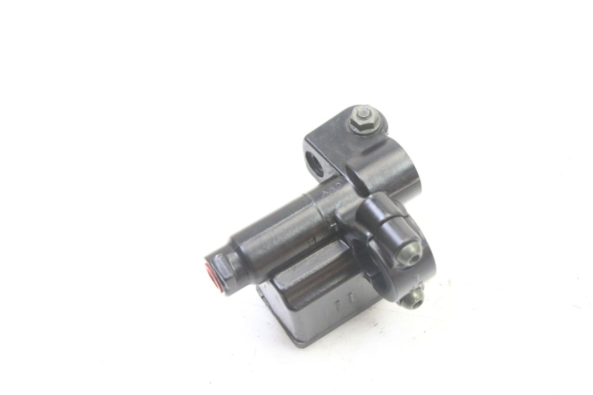 photo de MAITRE CYLINDRE ARRIERE GILERA RUNNER SP 50 (2006 - 2008) - Gros plan technique