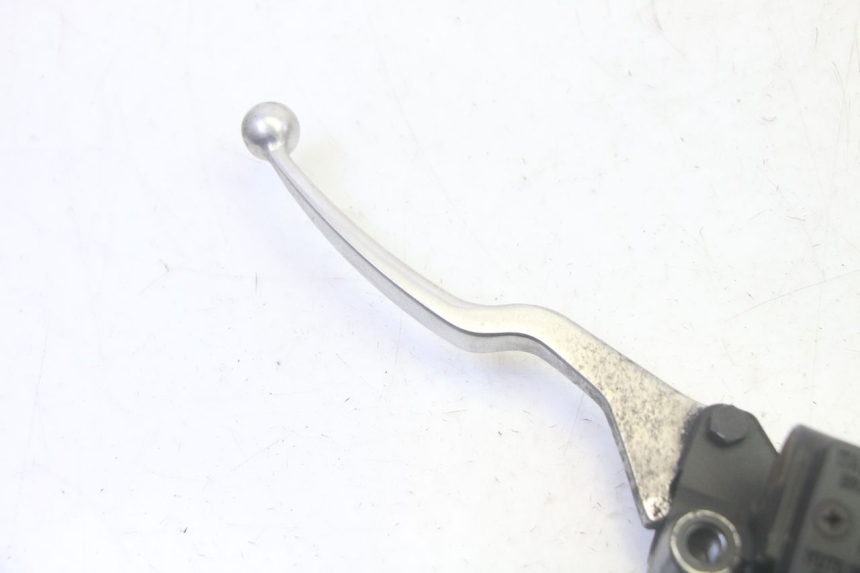 photo de MAITRE CYLINDRE ARRIERE PEUGEOT SATELIS 125 (2013 - 2018) - Détail de la pièce