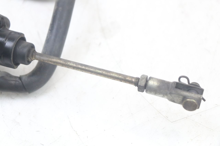 photo de MAITRE CYLINDRE FREIN ARRIERE TRIUMPH SPEED TRIPLE T301 900 (1994 - 1996) - Zoom état d’usage