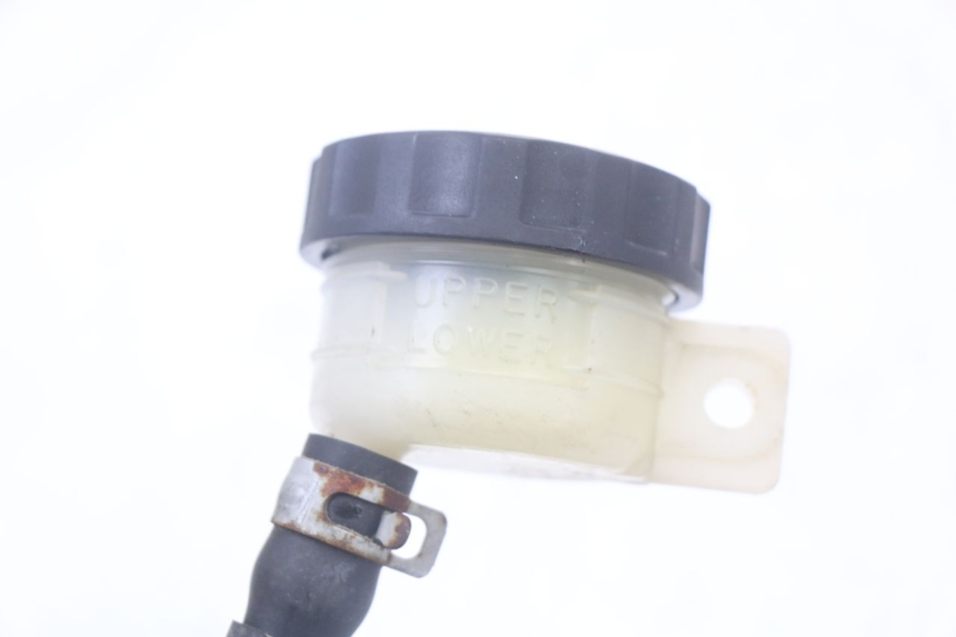 photo de MAITRE CYLINDRE FREIN ARRIERE TRIUMPH SPEED TRIPLE T301 900 (1994 - 1996) - État de surface