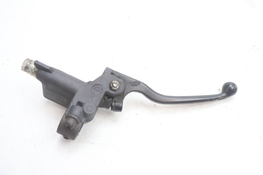 photo de MAITRE CYLINDRE ARRIERE PEUGEOT SPEEDFIGHT 2 AC 50 (2000 - 2009) - Points de fixation