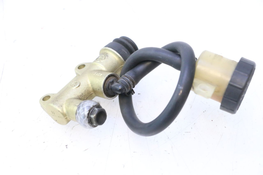 photo de MAITRE CYLINDRE ARRIERE DUCATI SS IE DS CARENEE 1000 (2002 - 2006) - Zoom état d’usage