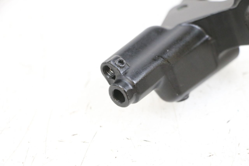 photo de MAITRE CYLINDRE FREIN ARRIERE DUALTRON VICTOR LIMITED 1 - Zoom état d’usage