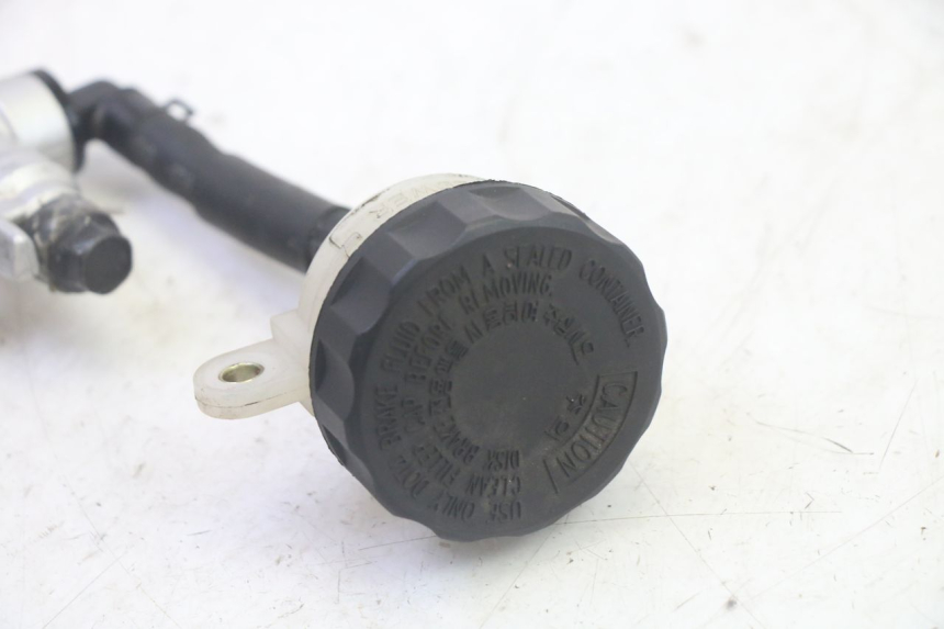 photo de MAITRE CYLINDRE FREIN ARRIERE DAELIM VJ ROADWIN FI 125 (2008 - 2017) - Vue d’ensemble