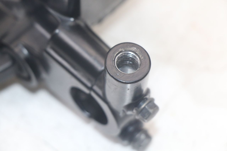 photo de MAITRE CYLINDRE FREIN ARRIERE YAMAHA XMAX X-MAX ABS 125 (2017 - 2020) - Autre angle de vue