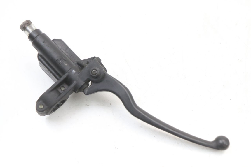 photo de MAITRE CYLINDRE FREIN ARRIERE PIAGGIO X8 125 (2004 - 2007) - Gros plan technique