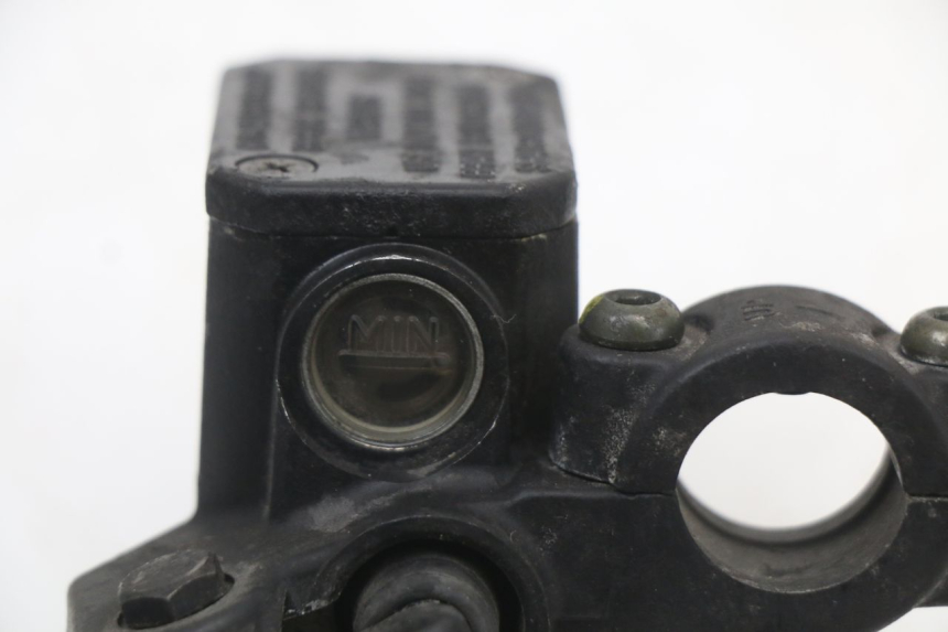 photo de MAITRE CYLINDRE FREIN ARRIERE PIAGGIO X8 125 (2004 - 2007) - Vue d’ensemble