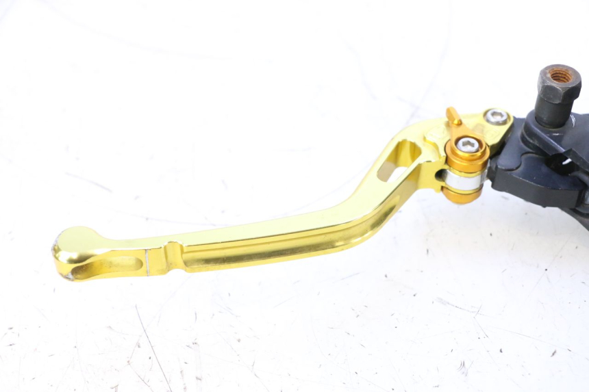 photo de MAITRE CYLINDRE ARRIERE YAMAHA XP T-MAX ABS 500 (2005 - 2005) - Détail de la pièce
