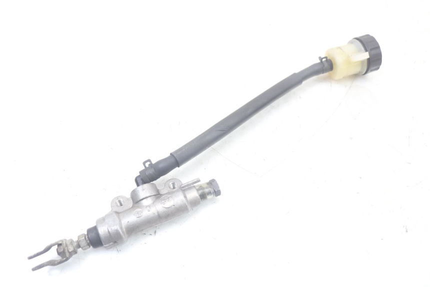 photo de MAITRE CYLINDRE FREIN ARRIERE YAMAHA XT X 660 (2004 - 2016) - Points de fixation
