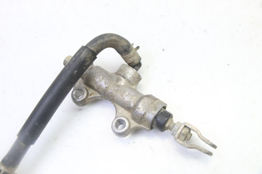 photo de MAITRE CYLINDRE ARRIERE YAMAHA YFM R RAPTOR 250 (2008 - 2014) - Vue d’ensemble