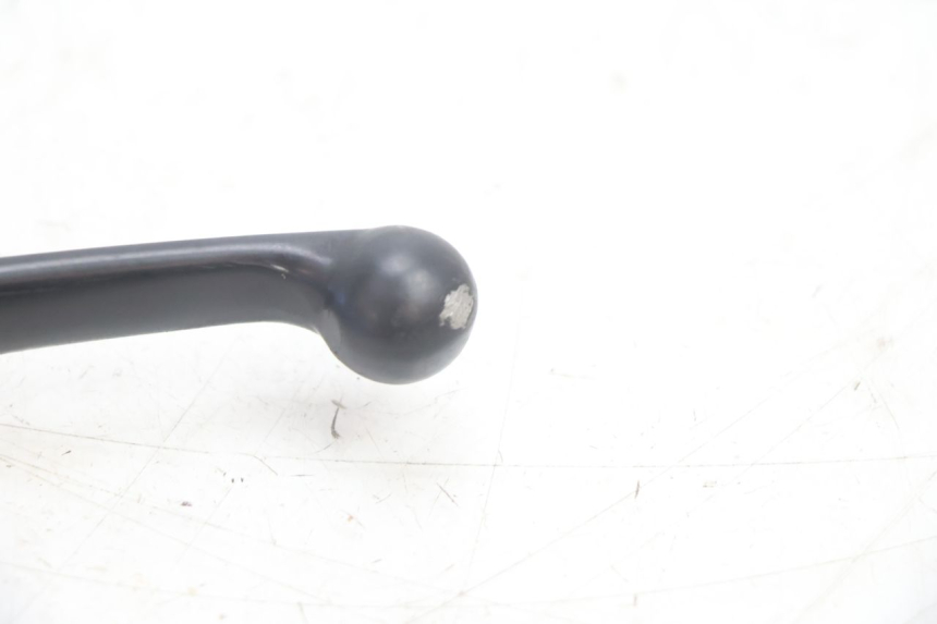 photo de MAITRE CYLINDRE FREIN ARRIERE YAMAHA YP MAJESTY 125 (2002 - 2006) - Points de fixation