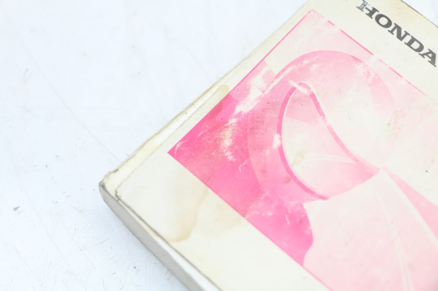 photo de MANUEL UTILISATEUR HONDA FJS SILVER WING SILVERWING 400 (2005 - 2008) - Détail de la pièce