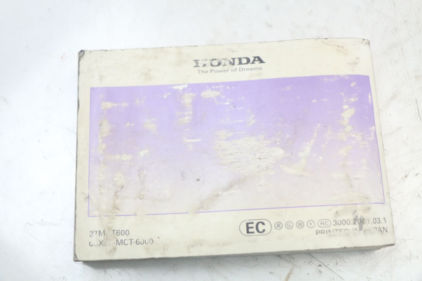 photo de MANUEL UTILISATEUR HONDA FJS SILVERWING SILVER WING 600 (2001 - 2010) - État de surface