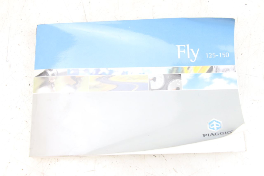 photo de MANUEL UTILISATEUR PIAGGIO FLY 125 (2005 - 2012) - Vue principale