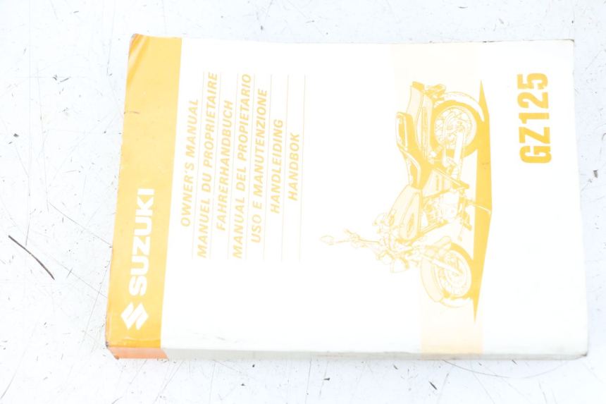 photo de MANUEL UTILISATEUR SUZUKI GZ MARAUDER 125 (1998 - 2004) - Vue principale