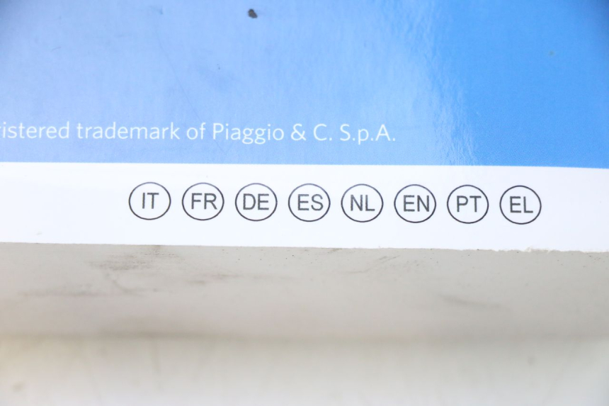 photo de MANUEL UTILISATEUR PIAGGIO MP3 HPE 530 (2022 - 2026) - État de surface