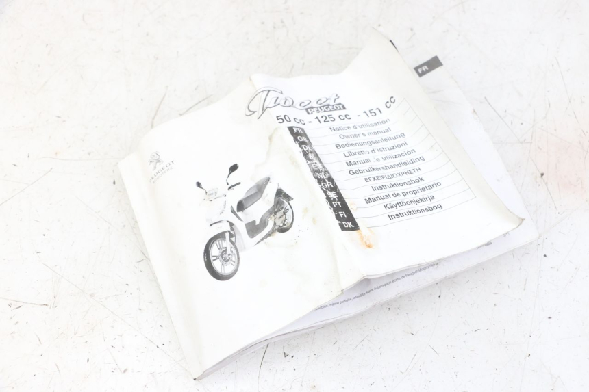 photo de MANUEL UTILISATEUR PEUGEOT TWEET 4T 50 (2014 - 2019) - Vue principale