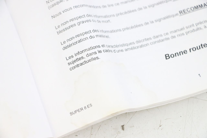 photo de MANUEL UTILISATEUR KYMCO SUPER 8 4T 50 (2021 - 2024) - Gros plan technique