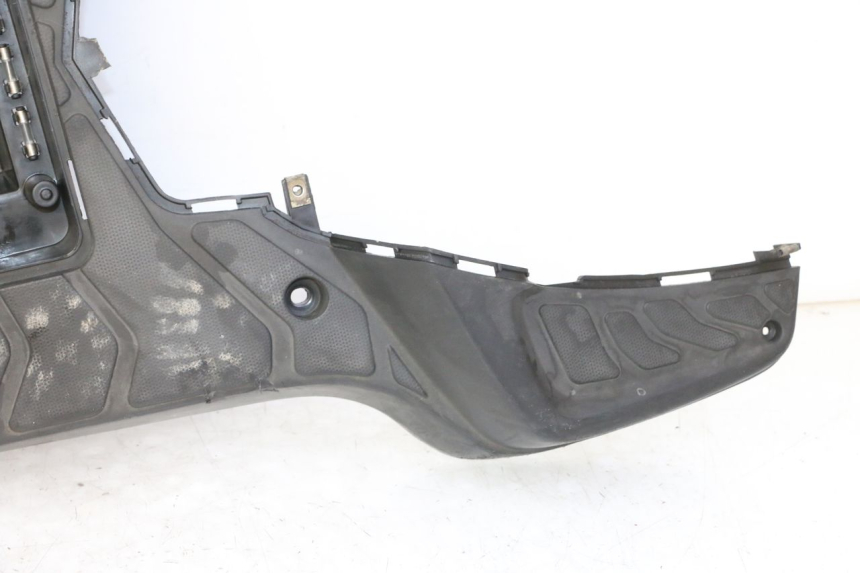 photo de MARCHE PIED KYMCO AGILITY NAKED RENOUVO 2T 50 (2011 - 2018) - Vue rapprochée